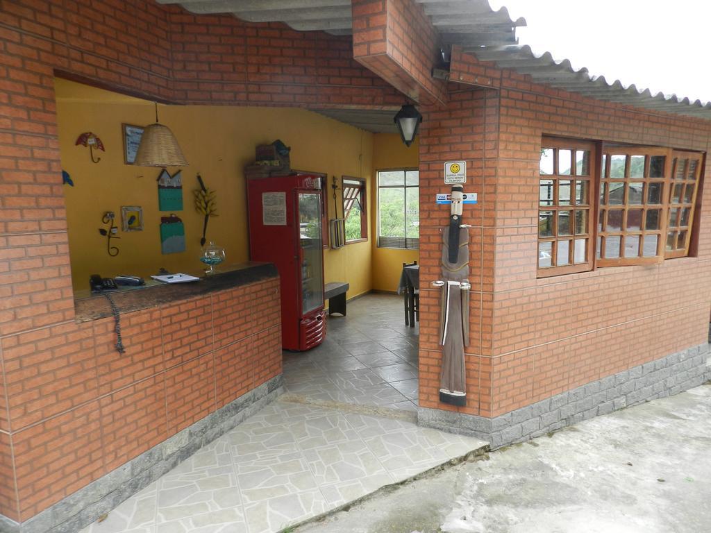 Pousada Hospedaria Santa Clara Santa Rita de Jacutinga Bagian luar foto